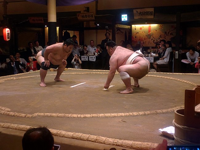 hananomai-restaurant-sumo-tokyo-japon